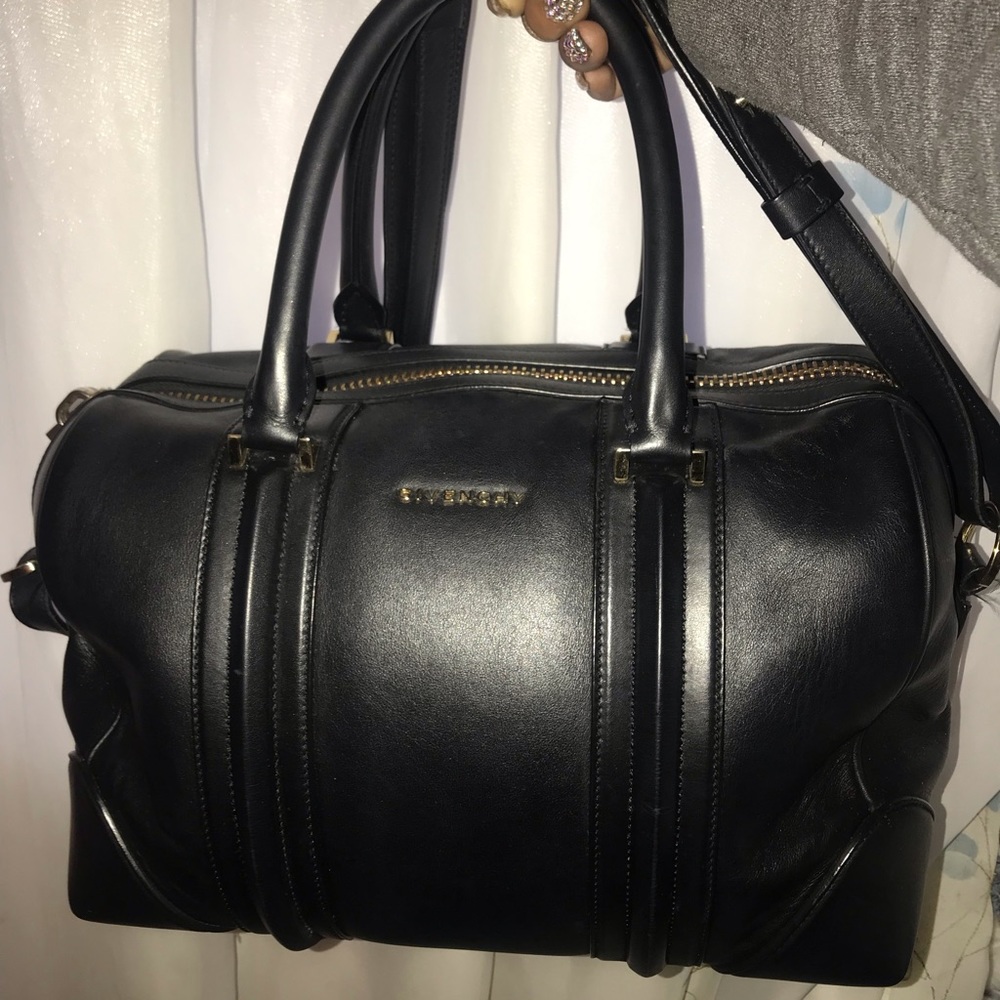 Givenchy Lucrezia Medium Bag